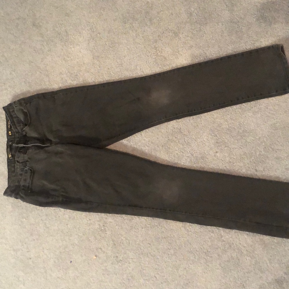 Kardashian skinny jeans